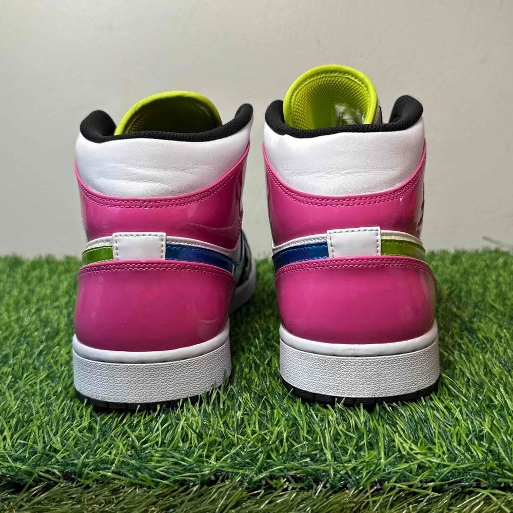 Nike Air Jordan 1 Mid SE Cyber Active Fuchsia Pink - Picture 6 of 13